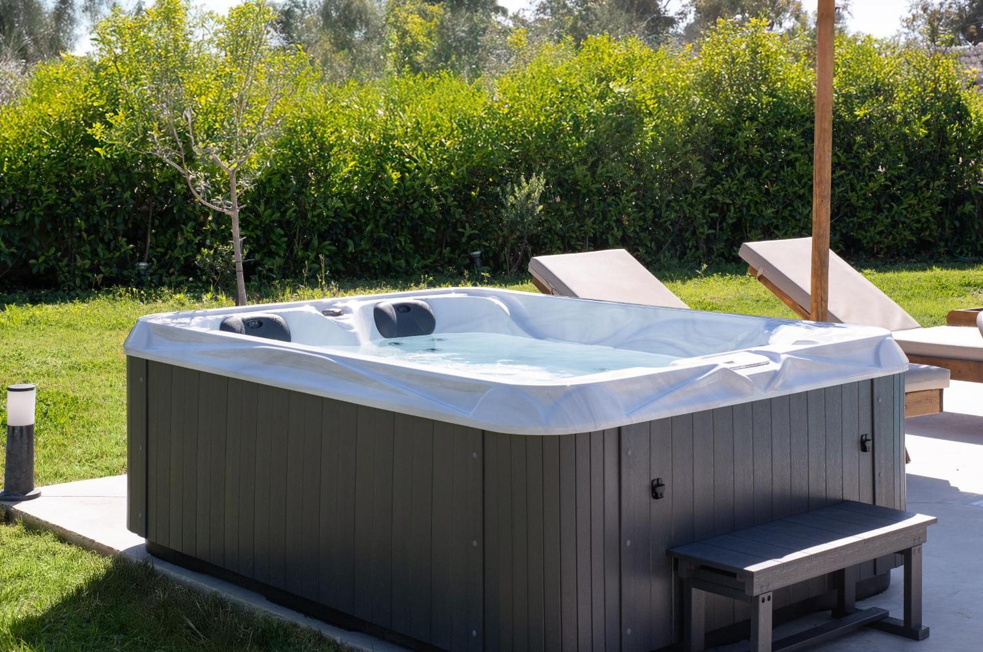 Ethria Pool Villa With Heated Jacuzzi Afando Esterno foto